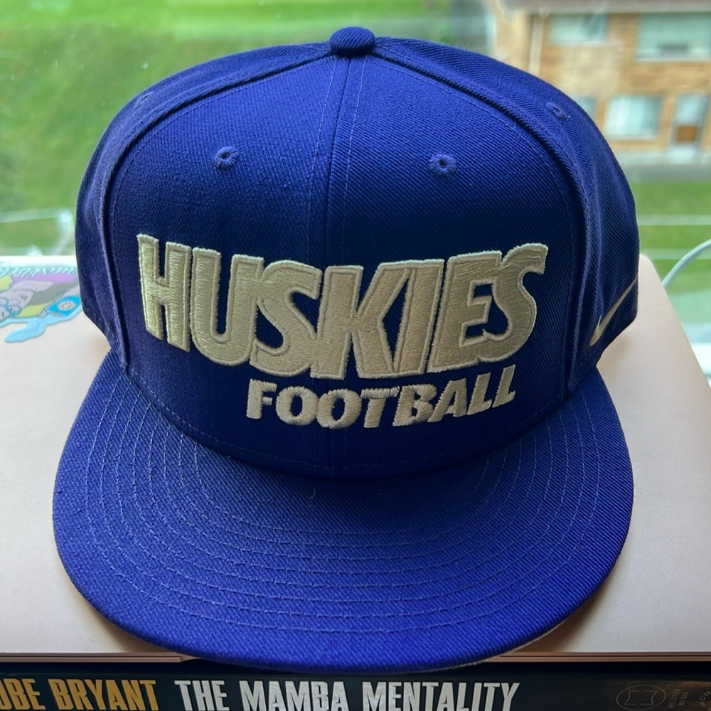 Nike Washington Huskies Football Hat Original SnapBack Purple Excellent